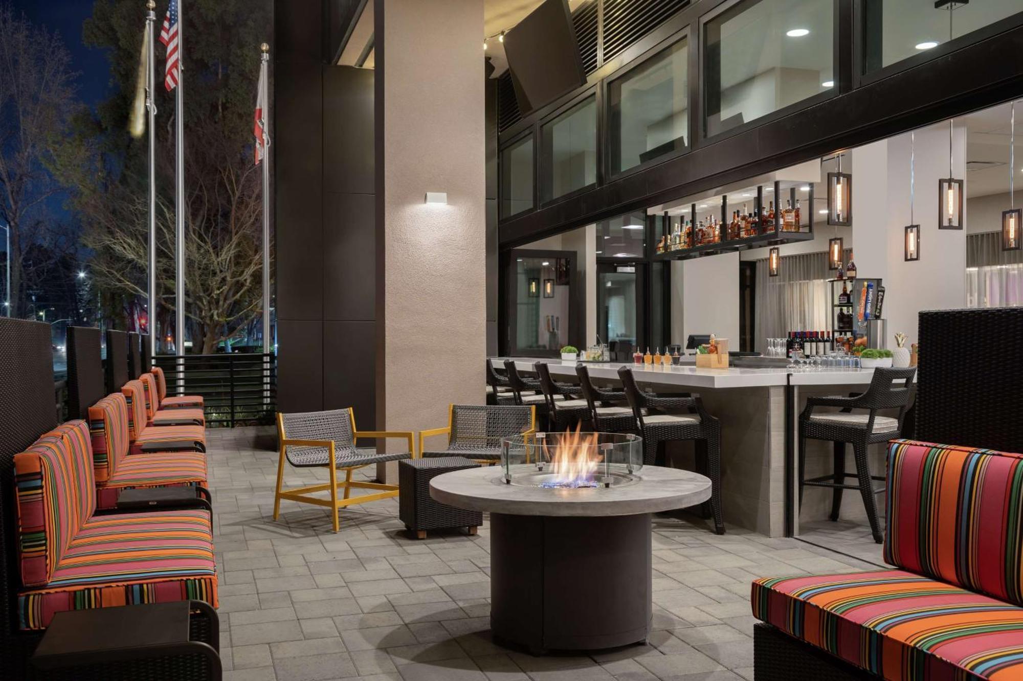 Home2 Suites By Hilton Woodland Hills Los Angeles Exteriér fotografie